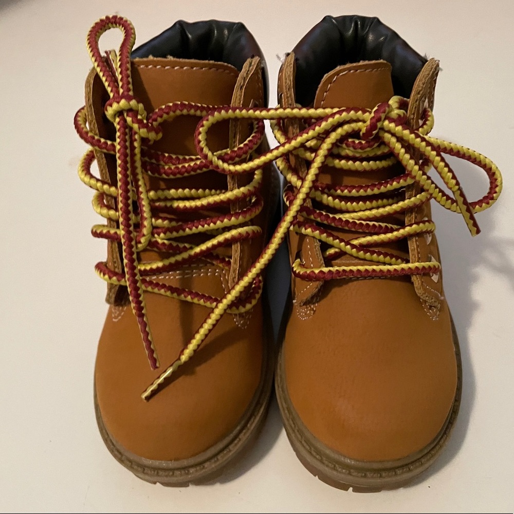 Trail Guide Boots NWOT